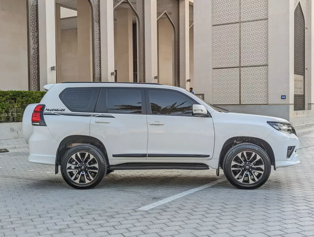 TOYOTA PRADO 2020 MODIFIED ADVENTURE GCC V6 4.0L ACCIDENT FREE IN EXCELLENT CONDITION-16-16