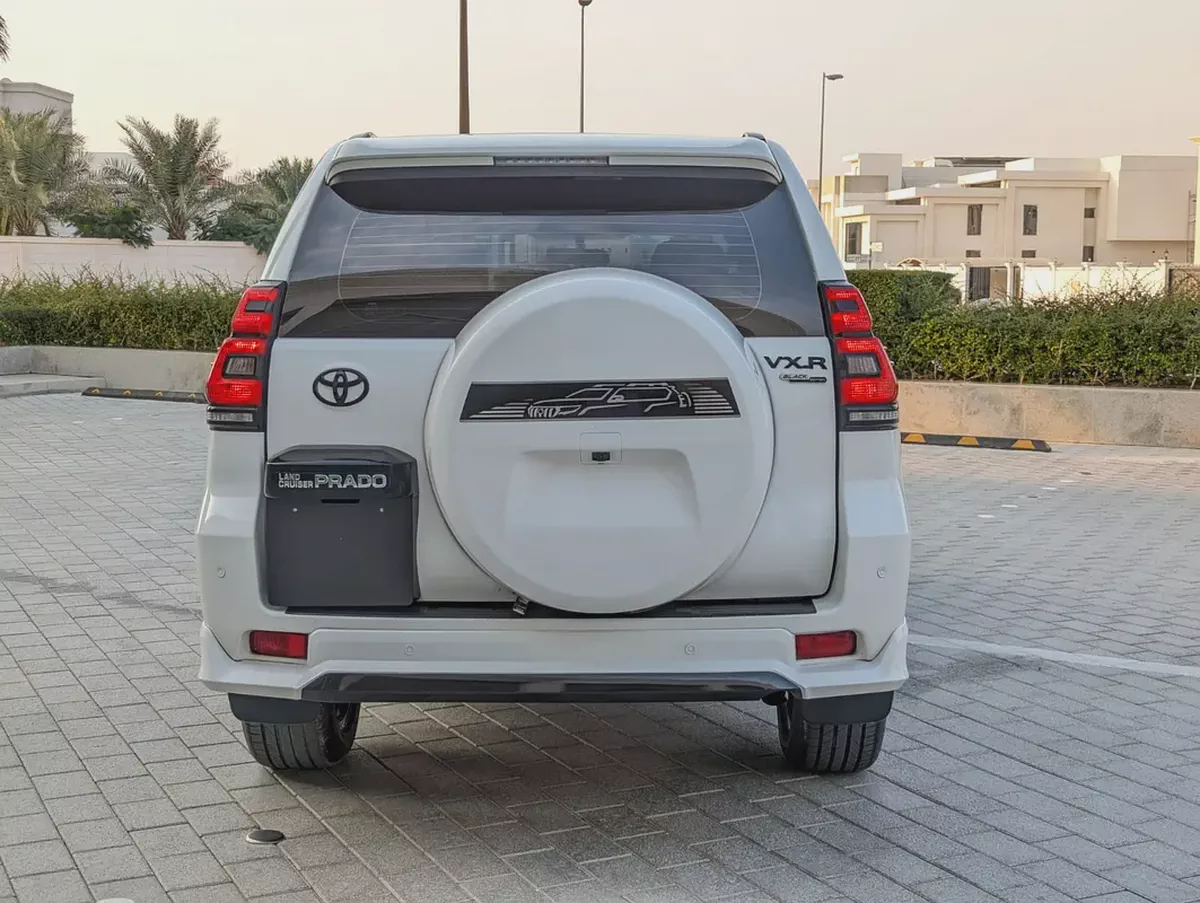 TOYOTA PRADO 2020 MODIFIED ADVENTURE GCC V6 4.0L ACCIDENT FREE IN EXCELLENT CONDITION-18-18