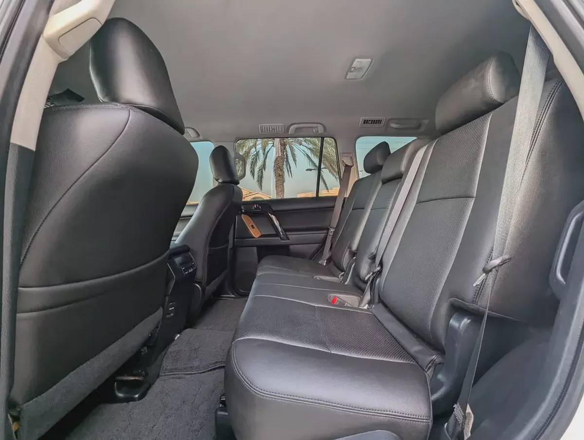 TOYOTA PRADO 2020 MODIFIED ADVENTURE GCC V6 4.0L ACCIDENT FREE IN EXCELLENT CONDITION-4-4