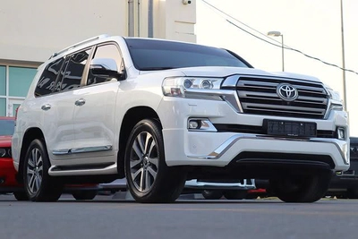 Toyota Land Cruiser 2016 VXR Full Option-1