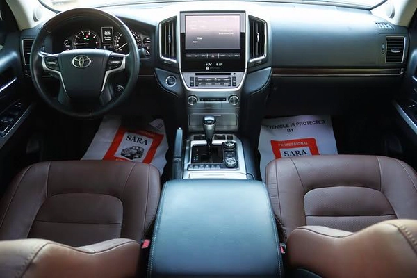 Toyota Land Cruiser 2016 VXR Full Option