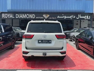 Toyota Land Cruiser GXR Twin TURBO 3.5L GCC 2025 Under warranty From Agency-4