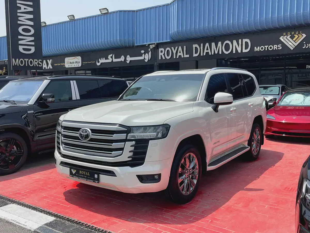 Toyota Land Cruiser GXR Twin TURBO 3.5L GCC 2025 Under warranty From Agency