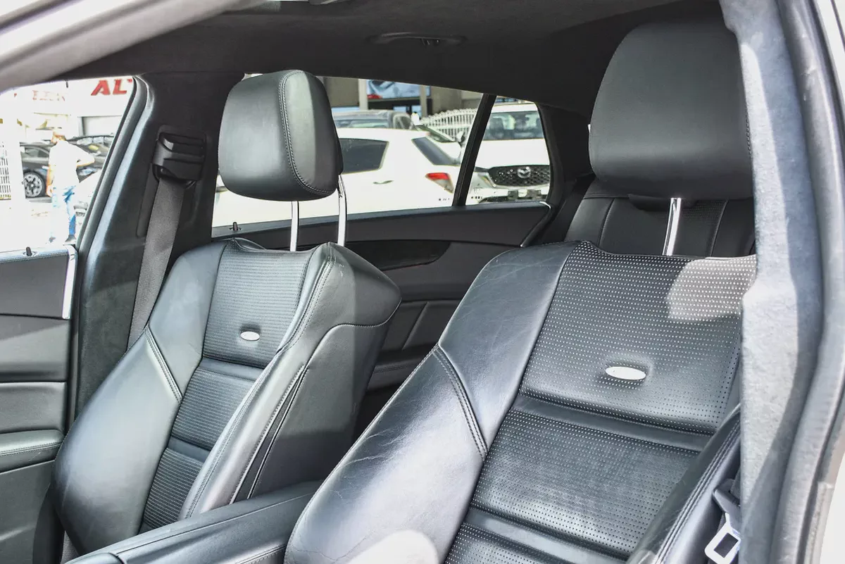 2013 - BENZ CLS63 AMG SHOOTING BRAKE - BRAND NEW CONDITION - ONLY 82,000 KM-17-17