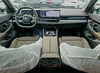 BMW 530i Under Warranty and Service 2026 GCC - AED 240,000-15