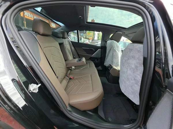 BMW 530i Under Warranty and Service 2026 GCC - AED 240,000