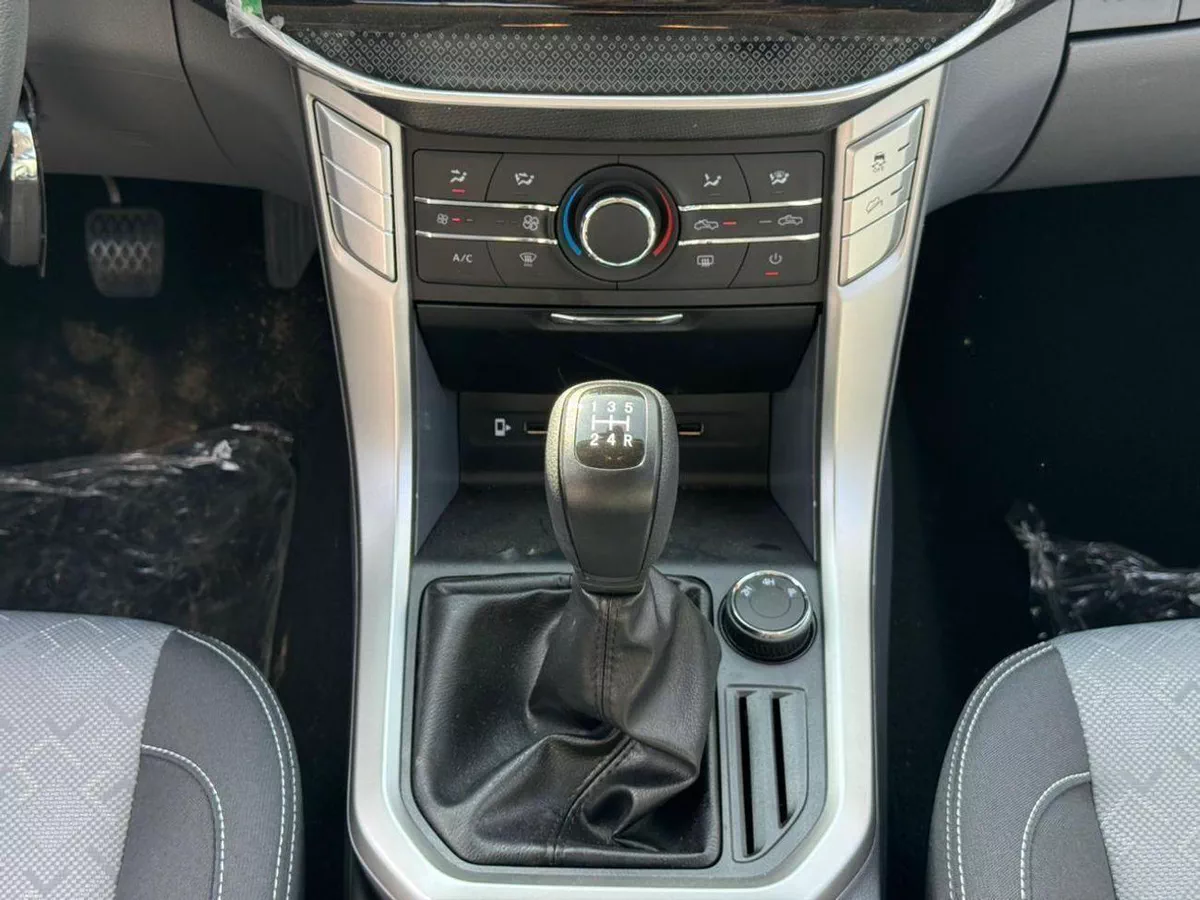 MG T60 COM 2.4L Petrol Manual DC 4WD 2025 Export Price @ 49,500 AED-6-6