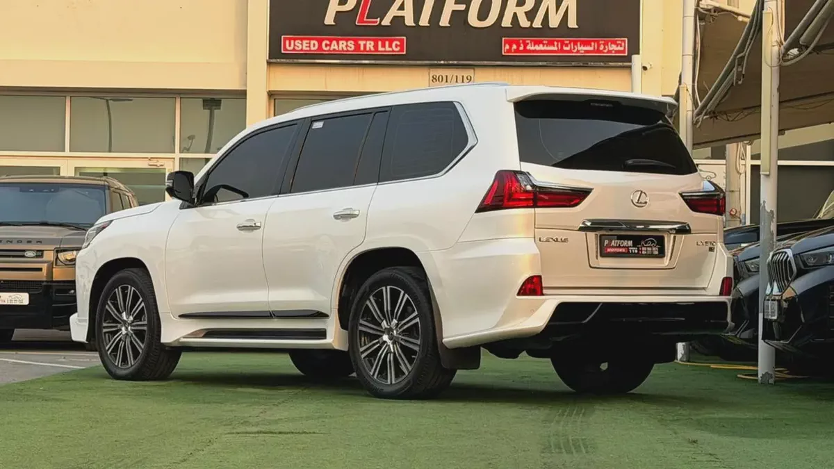 LEXUS LX570 signature 2019 | Gcc specs | Original paint-7-7