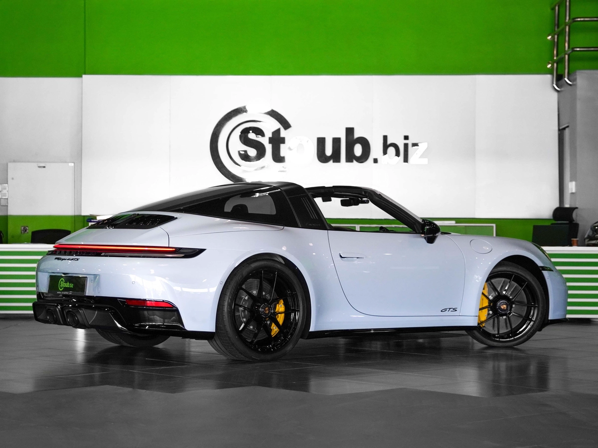 CERAMIC BRAKES-TARGA 4 GTS-BRAND NEW-LIFTING-TINTED HD MATRIX-PORSCHE WARRANTY-COGNAC INTERIOR-5-5