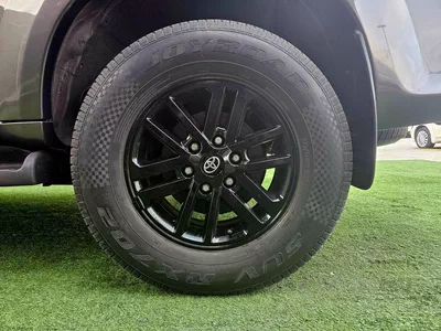Toyota Fortuner EXR/ V4 2.7L 4WD/ LEATHER DVD/ LOW MILEAGE-8