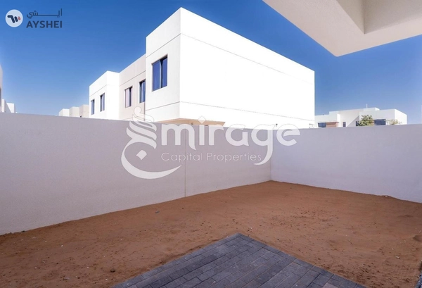 Townhouse for rent in Noya Viva, Noya