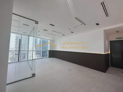 Fully Fitted Office Space in B2B Tower, Business Bay â€“ AED 130,000-0