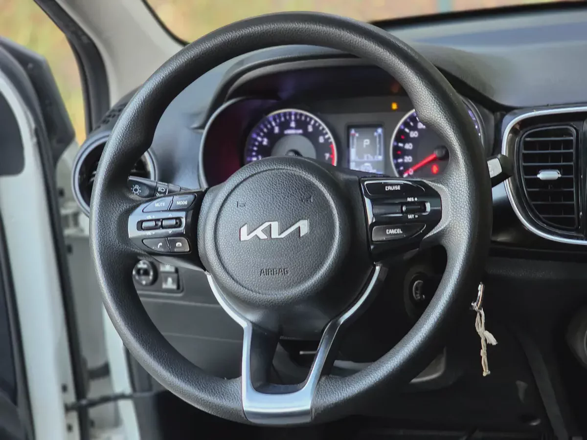 Kia Pegas 2023 GCC Specs | Efficient  Reliable Sedan-9-9
