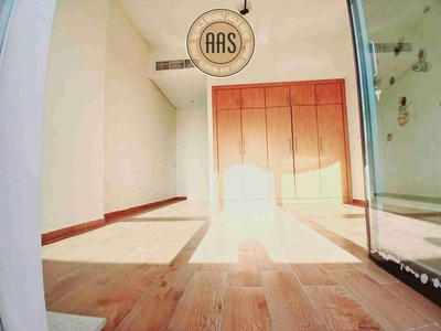 Chiller Free Luxurious 1BR !! With All Amenities Huge Size-2
