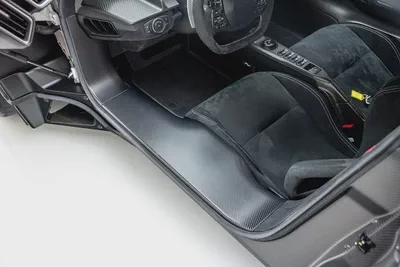 2021 FORD GT | CARBON SERIES | AKRAPOVIC EXHAUST-9