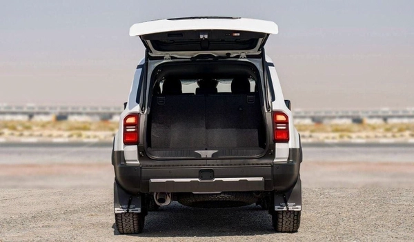Toyota Prado 250 2.4P AT FIRST EDITION MY2025 – WHITE
