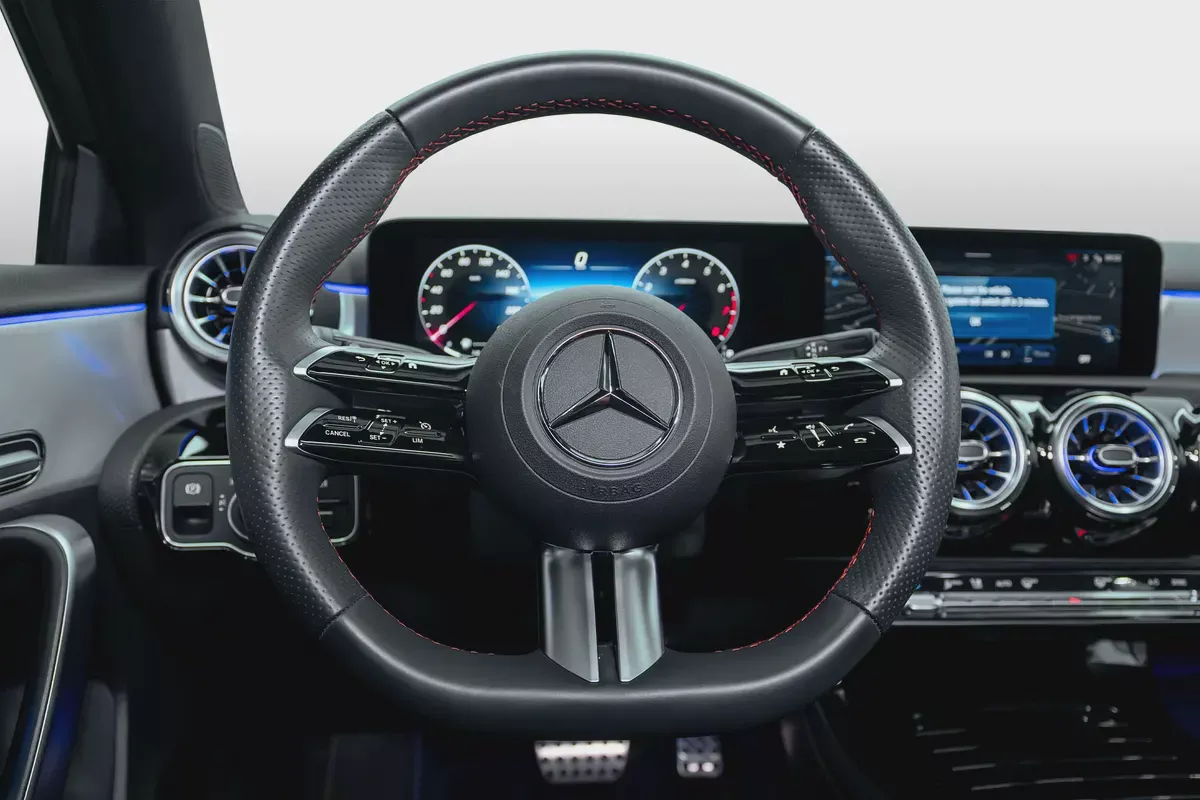 0% DP | AED 1,653 P/M | Mercedes-Benz Warranty Package Until 2027-10-10