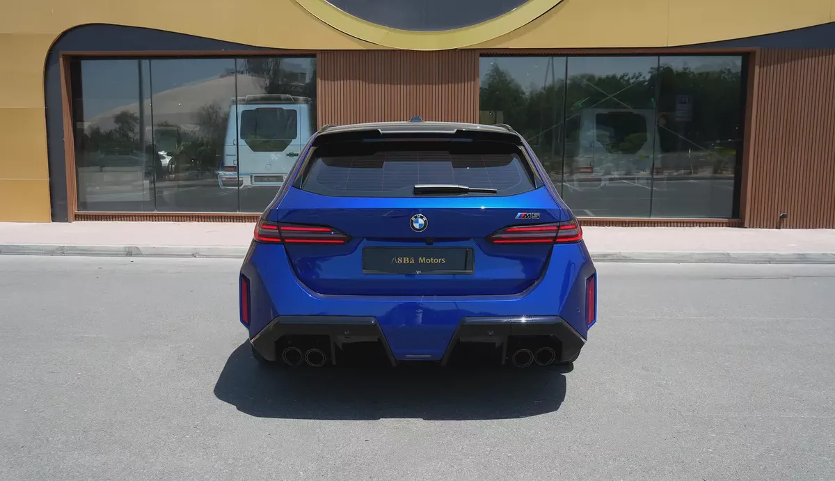 2025 BMW M5 Touring 4.4L | 717 hp | Perfect Condition-3-3