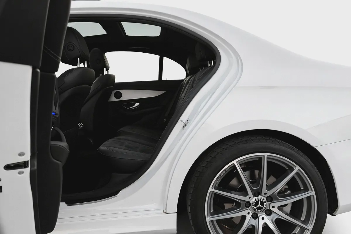 AED 3,329 / Monthly l 0% Down Payment l E200 AMG l Gargash Warranty till 2028-4-4