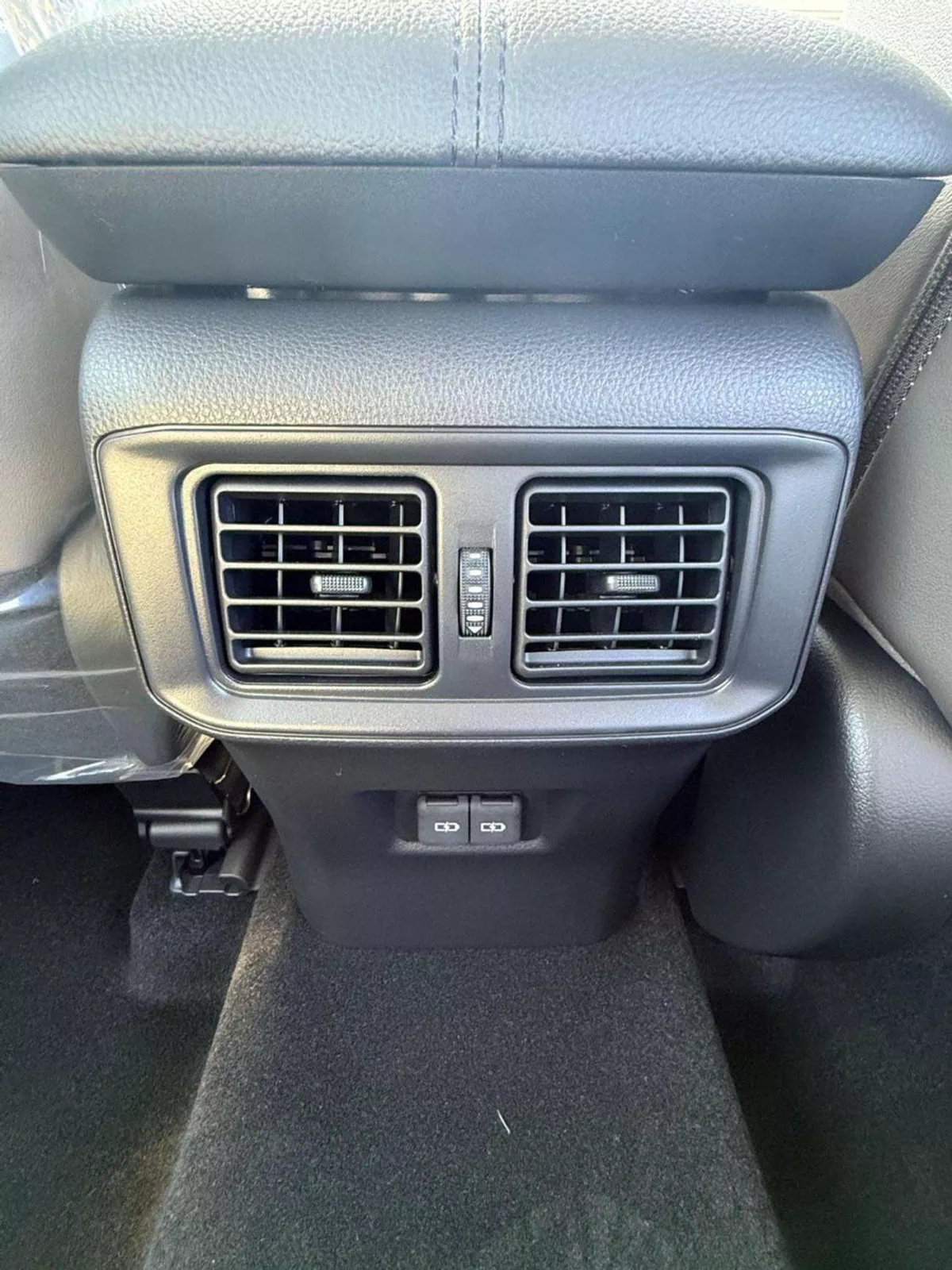 Toyota RAV4 ADVENTURE-9-0