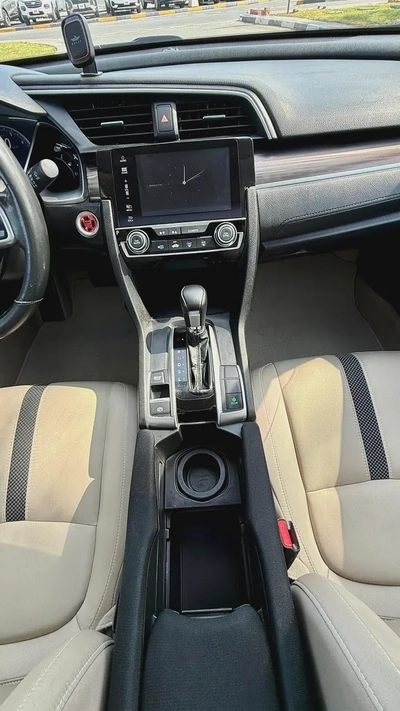 2019 Honda Civic | G.C.C Spec | Full options-15