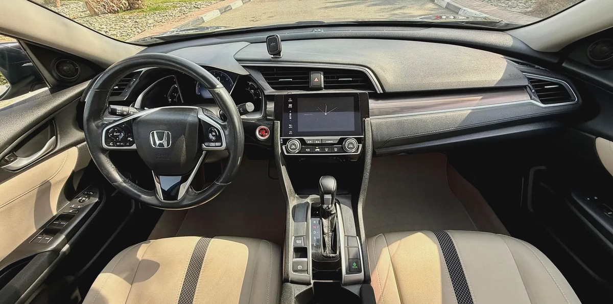 2019 Honda Civic | G.C.C Spec | Full options-14-14