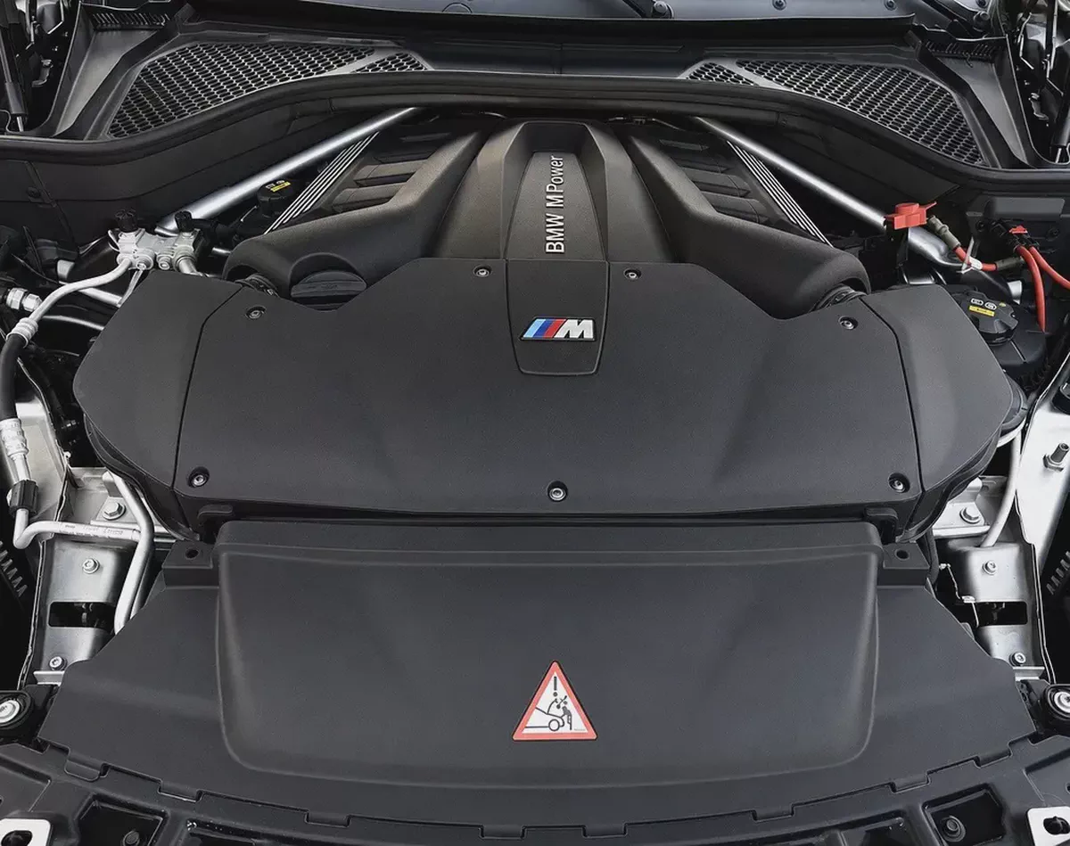 2019 BMW X6M-16-16