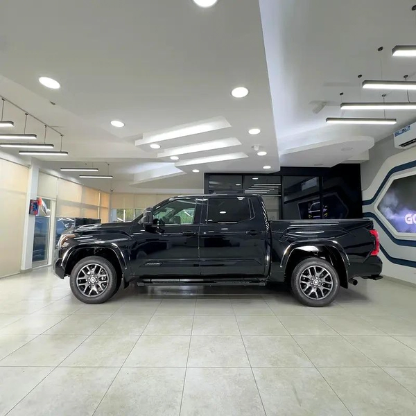2023 Toyota Tundra Platinum