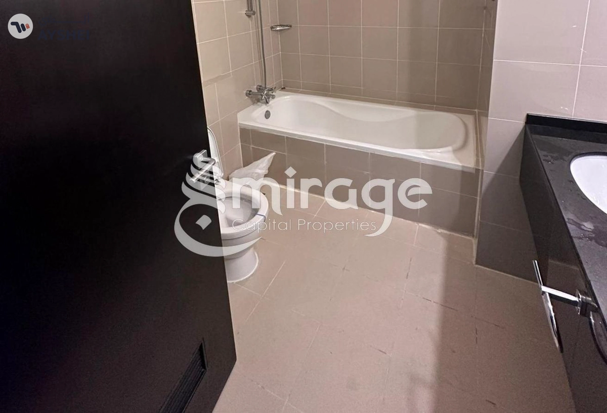 APARTMENT FOR SALE IN RAK TOWER, MARINA SQUARE-8-8