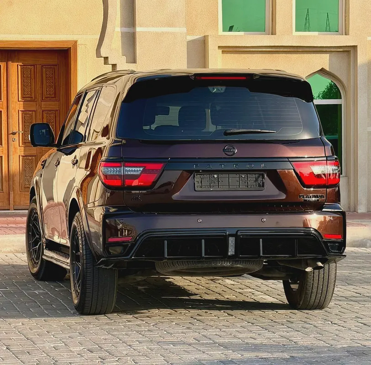 نيسان باترول بلاتينيوم 2017 فل اوبشن Nissan Patrol 2017 LE Platinum - GCC Specs-15-15