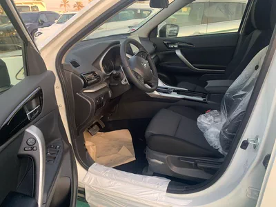 2026 Mitsubishi Eclipse Cross – White SUV with Black Interior-5