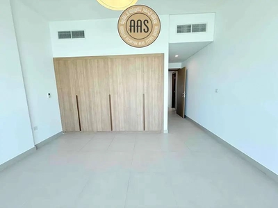 HUGE 3BHK+STORAGE | GYM & POOL | FREE PARKING-12