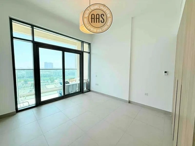 HUGE 3BHK+STORAGE | GYM & POOL | FREE PARKING-6