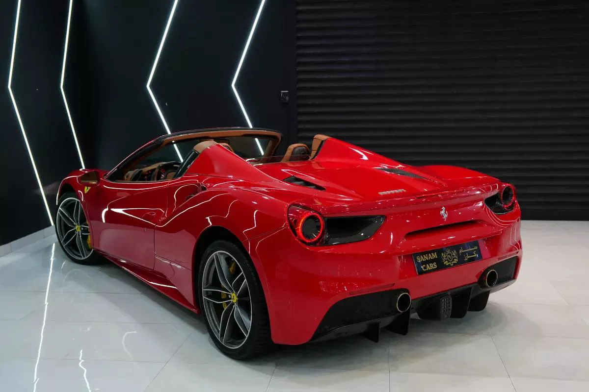 Ferrari 488 Spider-9-9