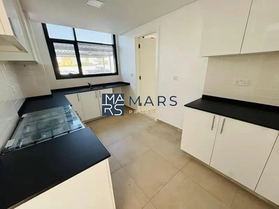 Luxury| Spacious| 4 Bedroom Townhouse| With Maid Room| Best Price| End Unit-23