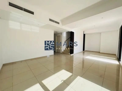Luxury| Spacious| 4 Bedroom Townhouse| With Maid Room| Best Price| End Unit-24