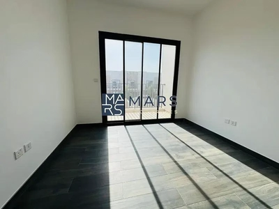 Luxury| Spacious| 4 Bedroom Townhouse| With Maid Room| Best Price| End Unit-3