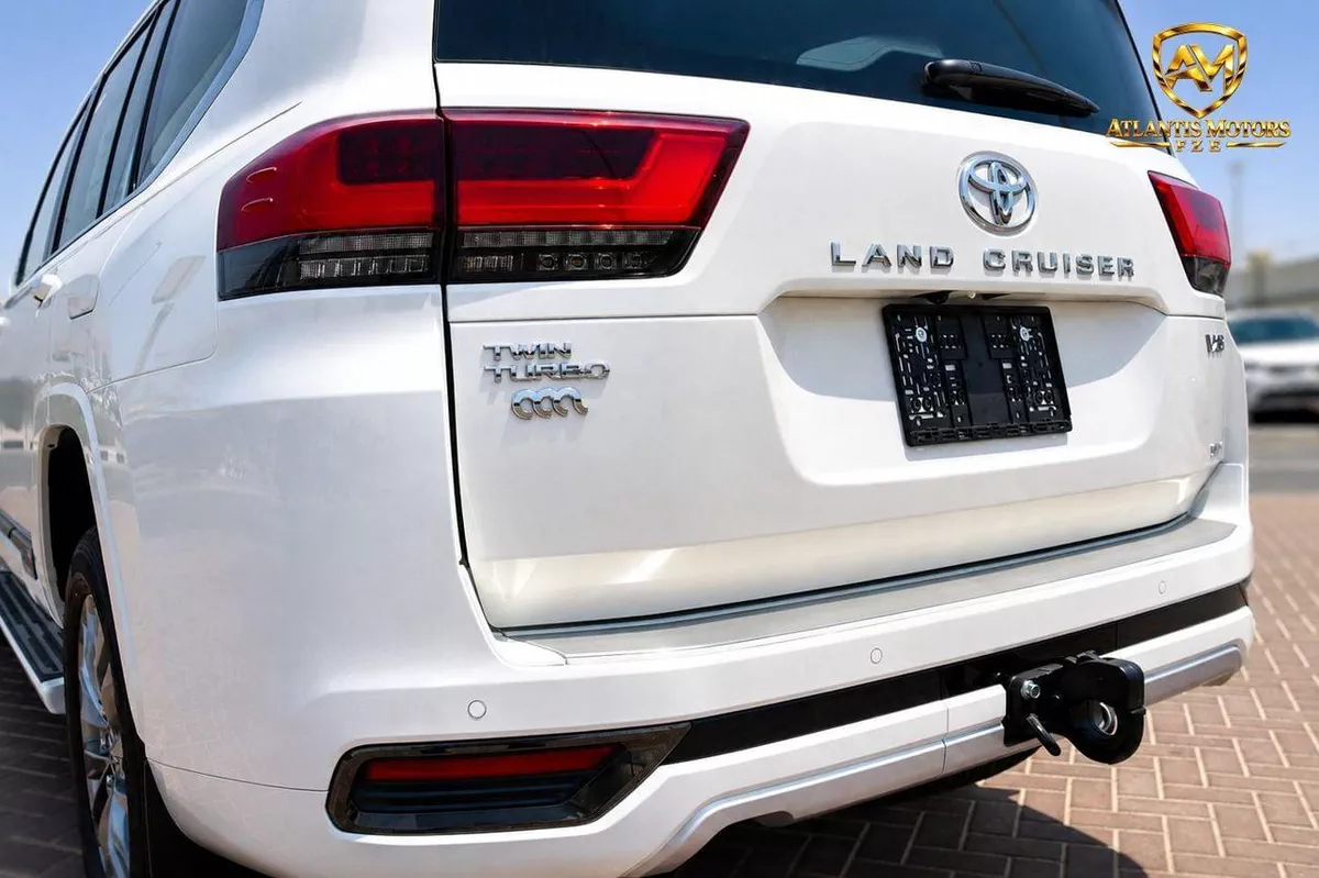 Toyota Land Cruiser VXR-9-0