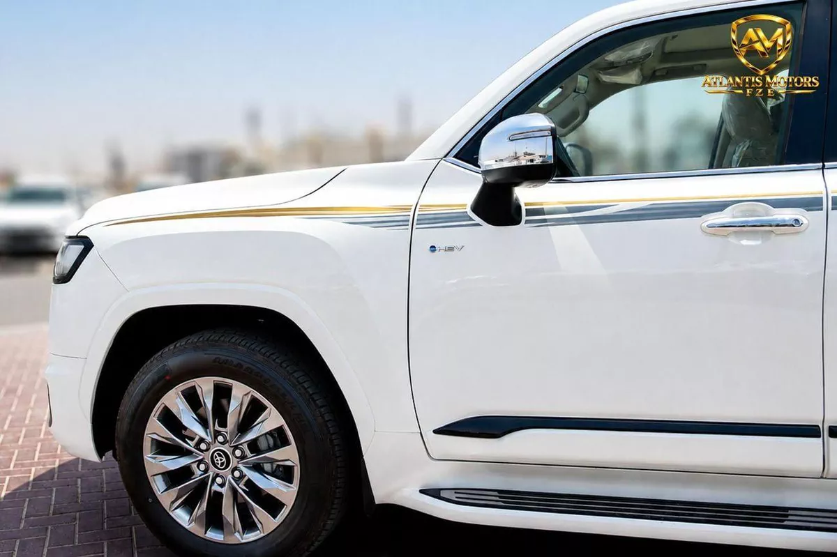 Toyota Land Cruiser VXR-24-0