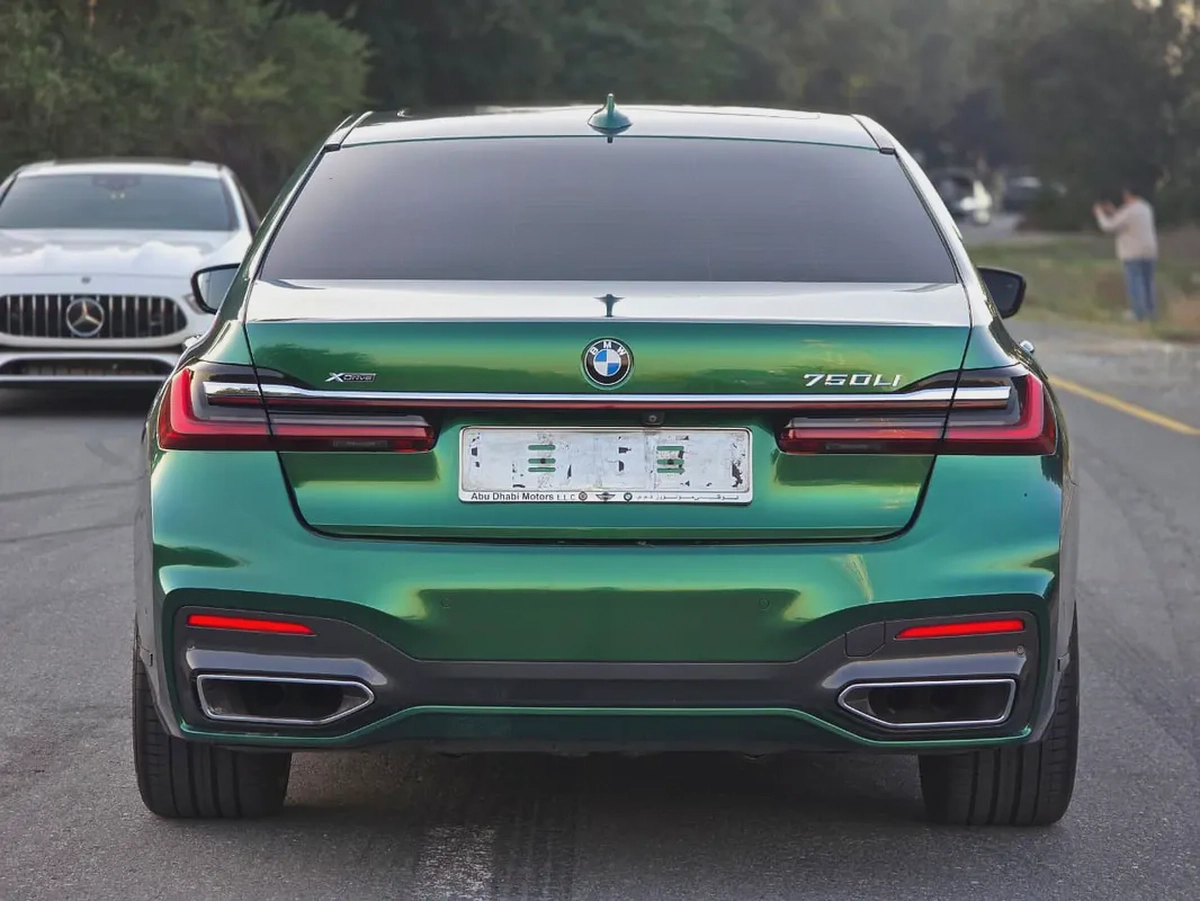 BMW 750Li xDrive 2020 GCC Specs - Luxury  Performance // Contraic serivce till 2027 // Full opi