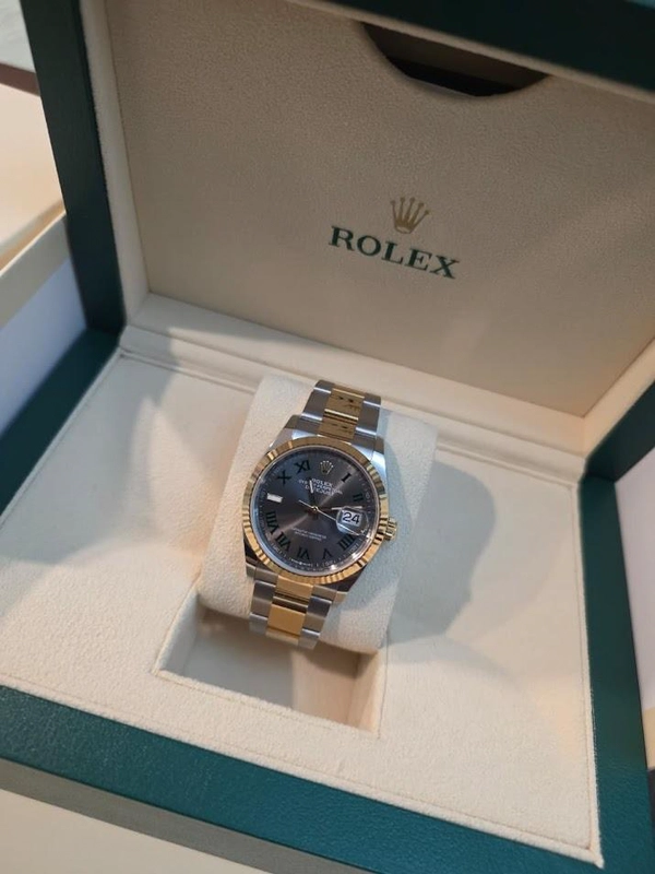 Rolex Datejust 36mm Wimbeldon Yellow Gold and Steel 126233 | 2023 | Like New | Original Box and Paper