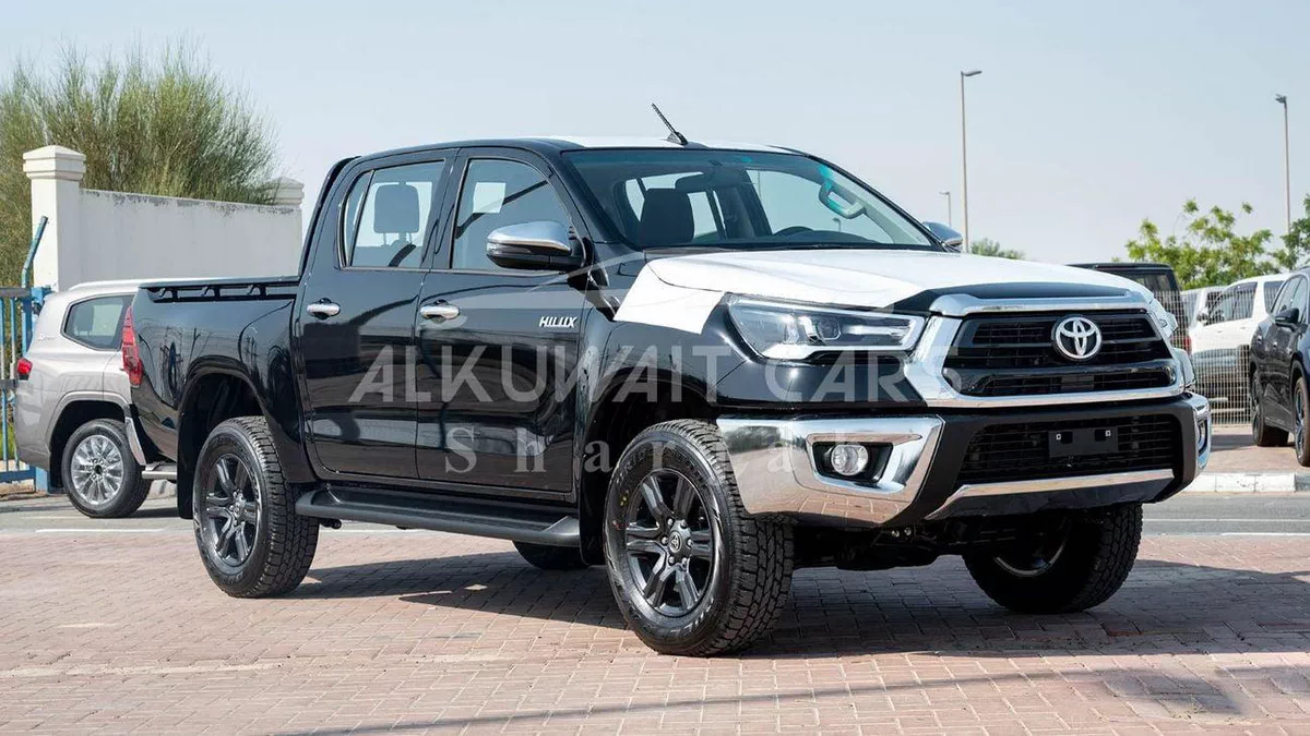 Toyota Hilux SGLX TOYOTA HILUX DC 2.7P MT 4X4 P.WINDOW MY2023 – BLACK
