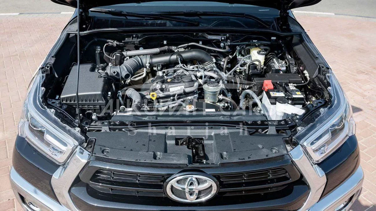 Toyota Hilux SGLX TOYOTA HILUX DC 2.7P MT 4X4 P.WINDOW MY2023 – BLACK-19-0