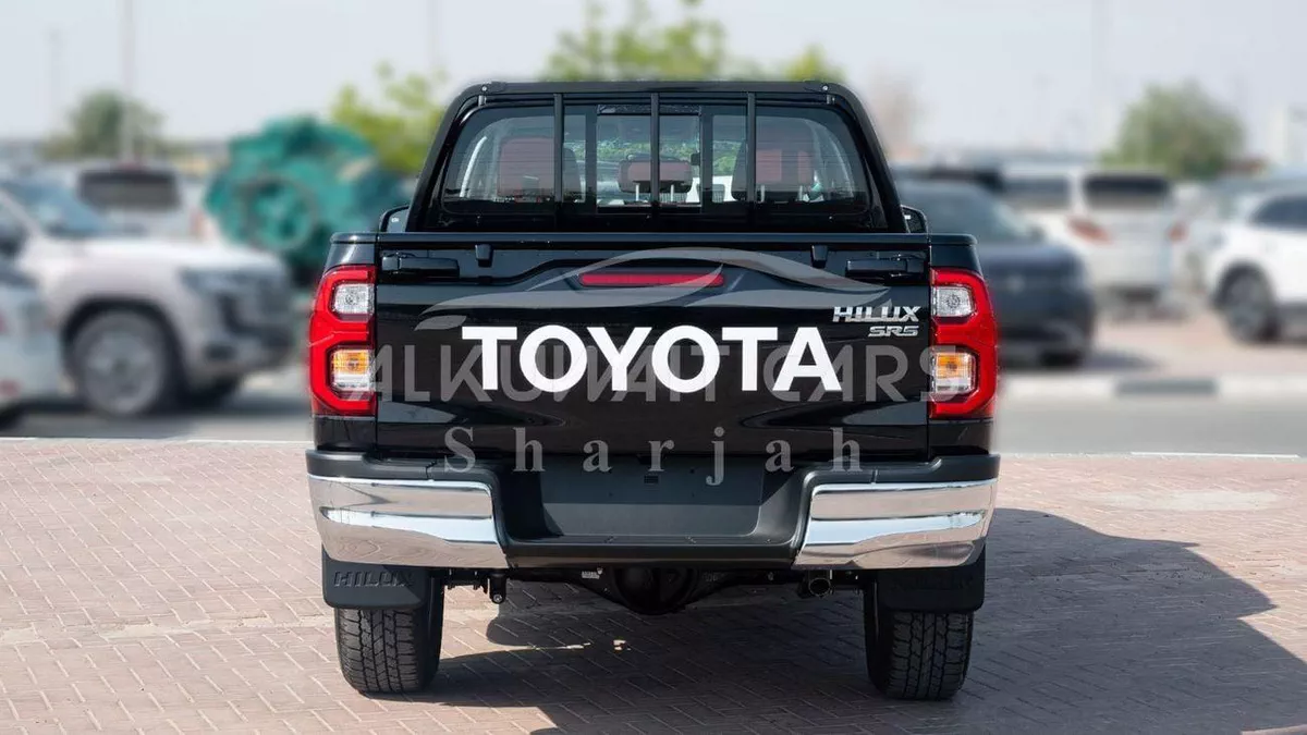 Toyota Hilux SGLX TOYOTA HILUX DC 2.7P MT 4X4 P.WINDOW MY2023 – BLACK-5-0