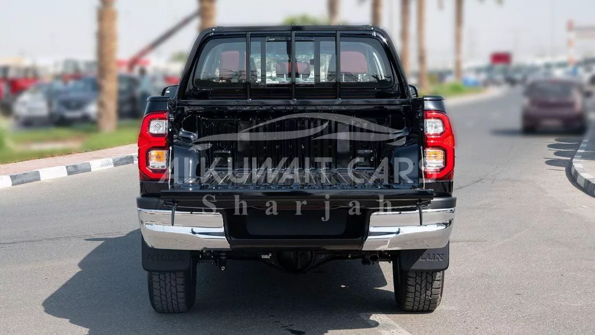 Toyota Hilux SGLX TOYOTA HILUX DC 2.7P MT 4X4 P.WINDOW MY2023 – BLACK-8-0