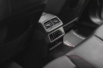 2024 Audi RS6 TFSI quattro-15