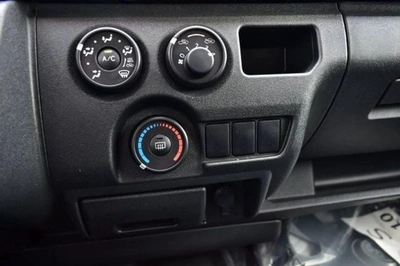 Toyota Hiace cargo MT petrol brand new 2025-7