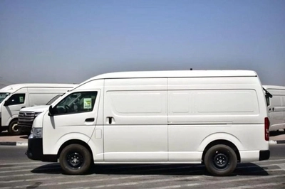 Toyota Hiace cargo MT petrol brand new 2025-3