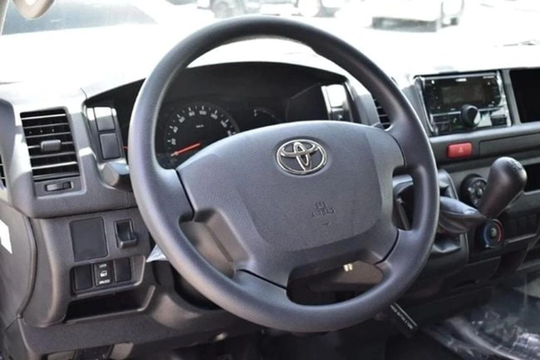 Toyota Hiace cargo MT petrol brand new 2025