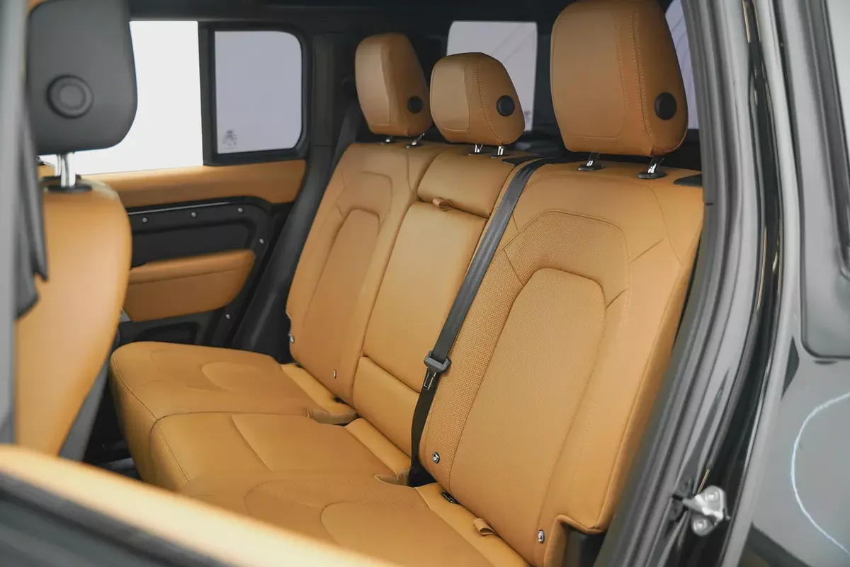 2024 Land Rover Defender 110 · Warranty · Service Contract-15-15